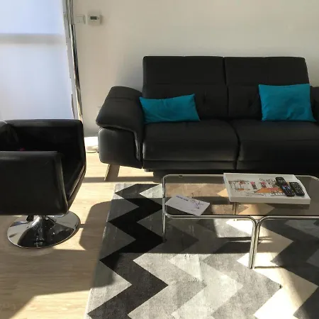 Spacieux Avec Terrasse Et Parking, En Centre-ville, 3 Chambres, Ideal Famille - Fr-1-482-116 Fort-Mahon-Plage