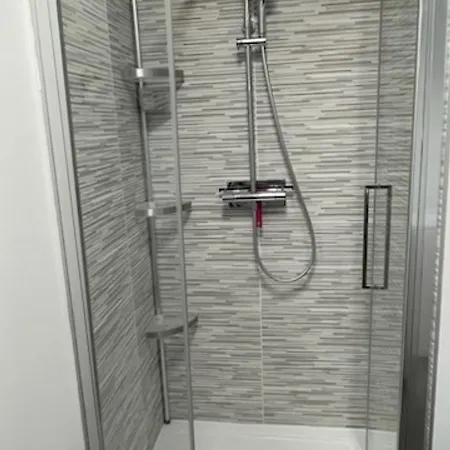 Spacieux Avec Terrasse Et Parking, En Centre-ville, 3 Chambres, Ideal Famille - Fr-1-482-116 *